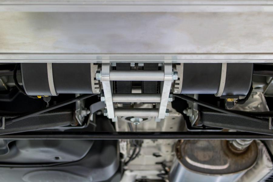  Volkswagen Transporter E-Motion by MTM 2016 года  (фото 2 из 4)